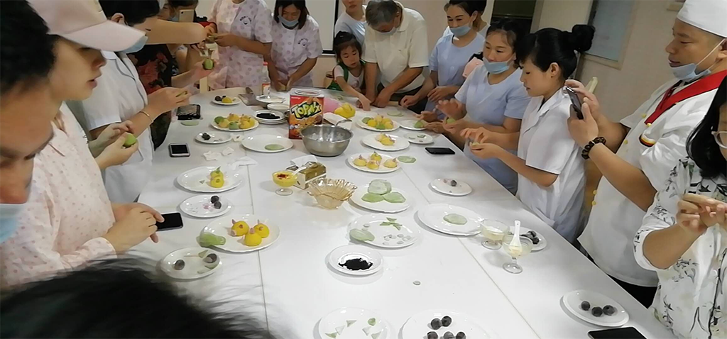 岗前实训:把专业刻进每一个护理细节