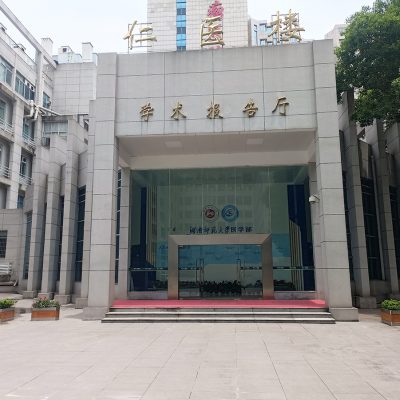 供需缺口1600万、金牌月嫂月薪2.8万：母婴护理市场的机遇与困局
