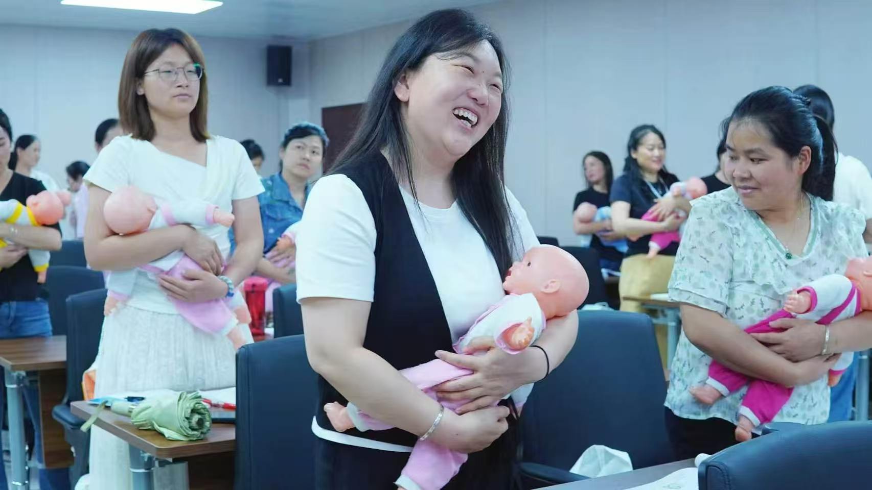 长沙新生儿护理培训:月嫂必会的婴儿喂养与黄疸观察